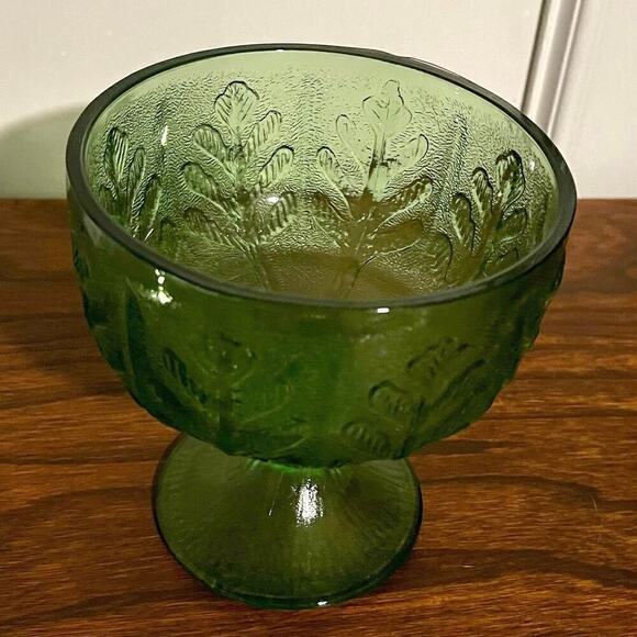 Vintage FTD 1978 Avocado Green Glass Pedestal Compote Candy Dish Vase Oak Leaf - Picture 2 of 9